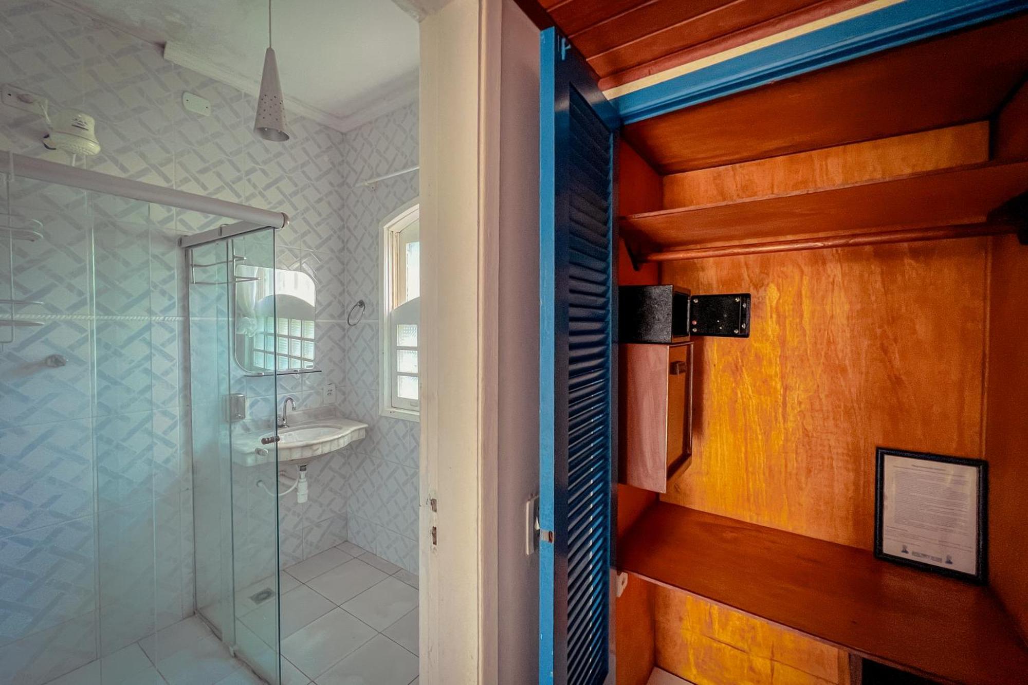 Velinn Porto Do Eixo Hotel